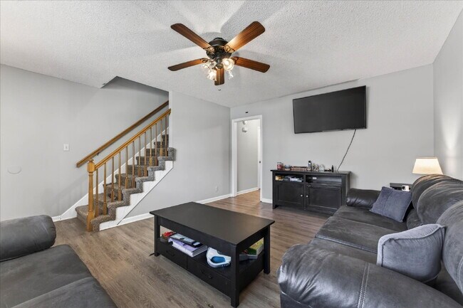 Photo - 2 bedroom townhouse near Ft Campbell