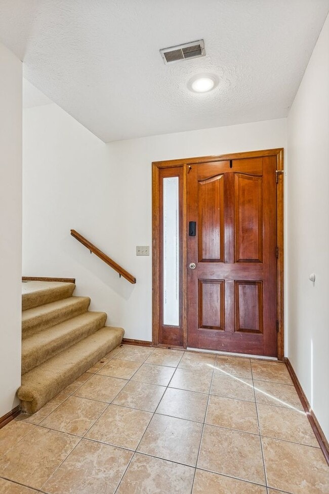 Photo - Spacious Northwest Omaha 3-Bedroom!!