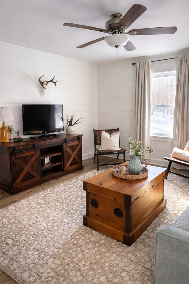 Photo - 10714 Gull Point Rd