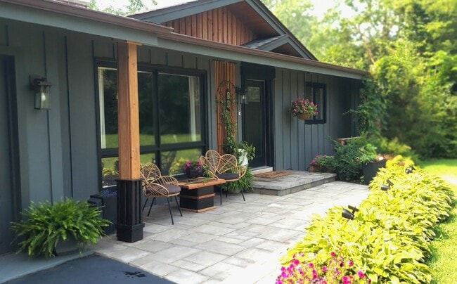 Photo - 83 Wildwood Dr