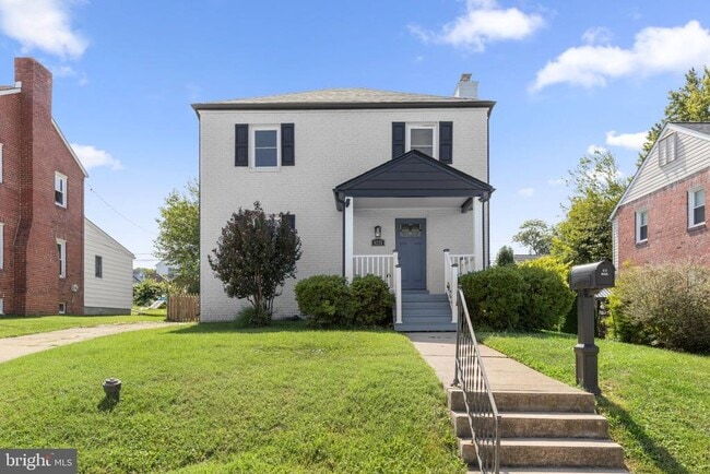 4225 Cardwell Ave