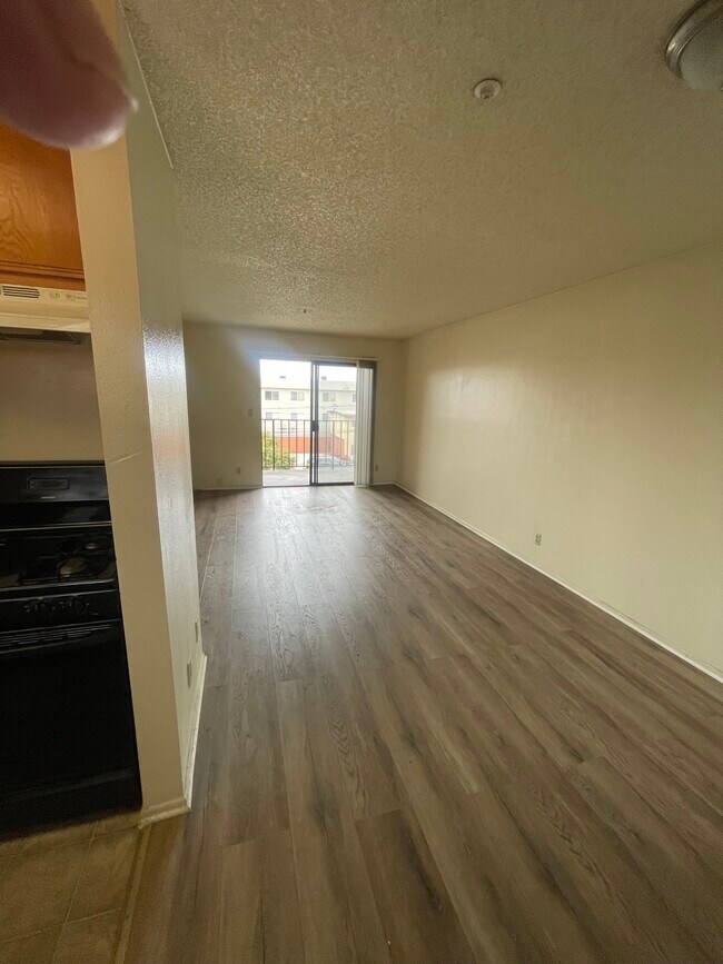 Photo - 14032 Doty, Hawthorne, CA 90250 Apartamentos