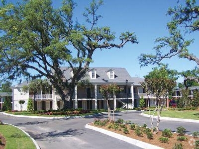 Building Photo - Manor House Apartments