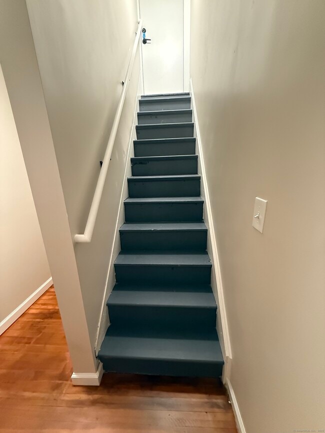 Photo - 820 Burbank Ave