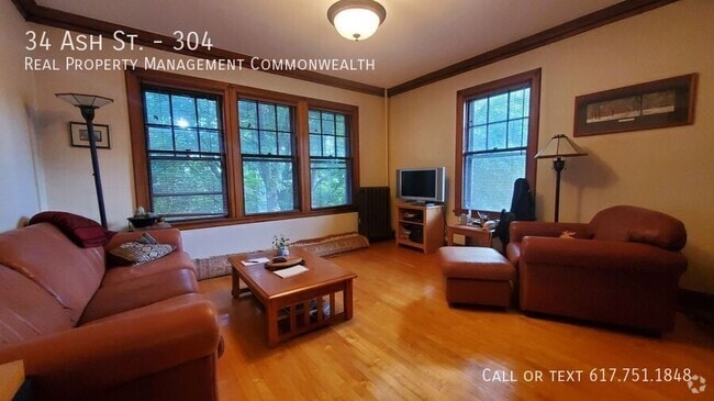 Building Photo - 34 Ash St Unit 304 Rental