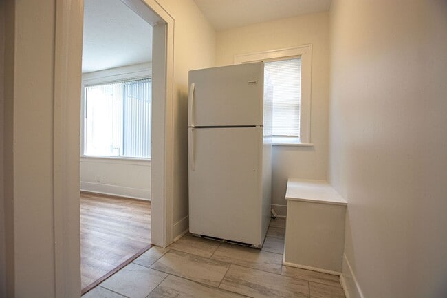 Photo - 106-108 38th St Unit 106