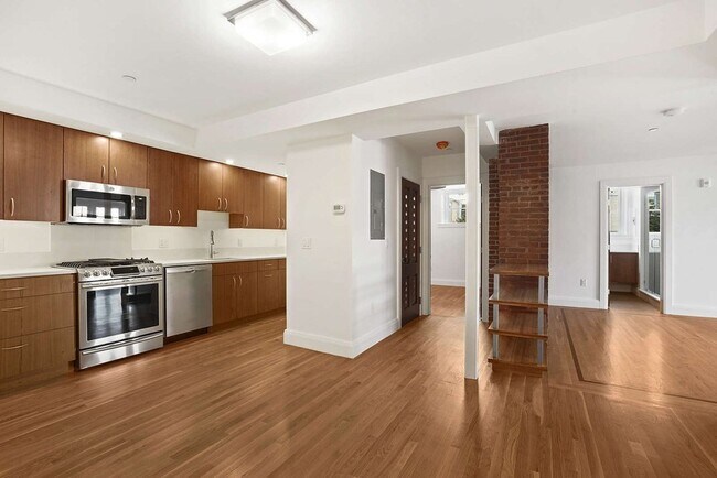 Photo - 165 Winthrop Rd Apartment Unit A