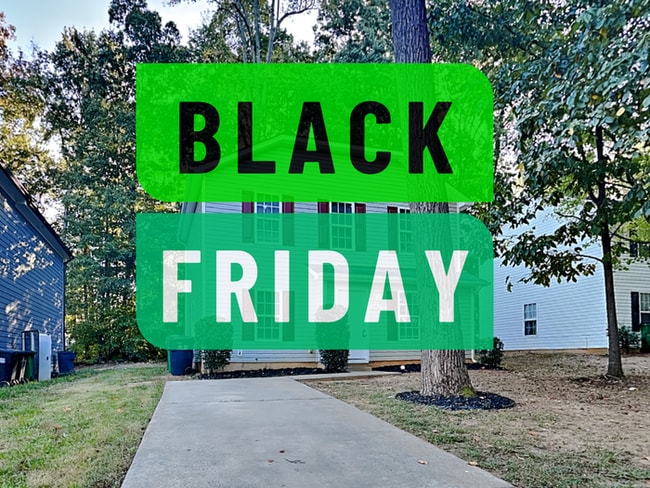 Building Photo - 2312 Juniper Dr