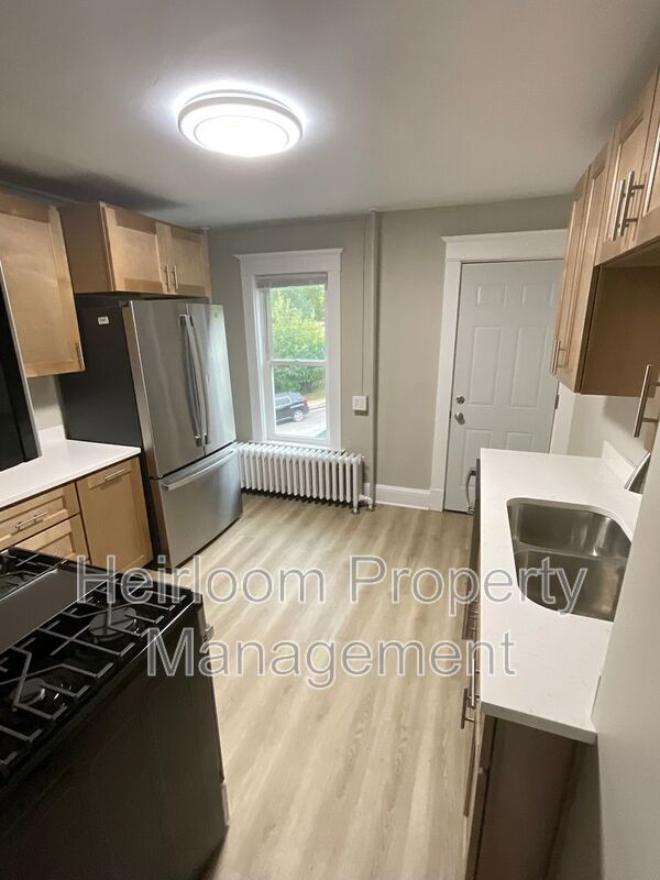 Photo - 601 Woodland Ave Unit Upper