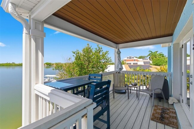 Building Photo - 4805 Cobia Dr SE Unit D Furnished
