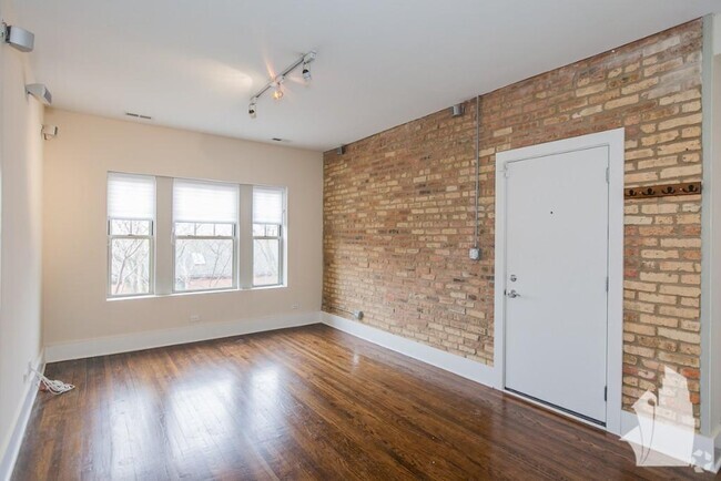 Building Photo - 2 bedroom in Chicago IL 60657 Unit 3449-2 Rental