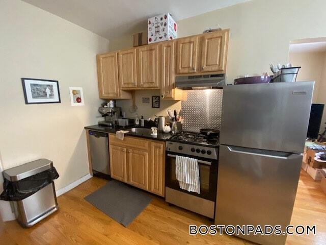 Photo - 232 Cambridge St Unidad 3