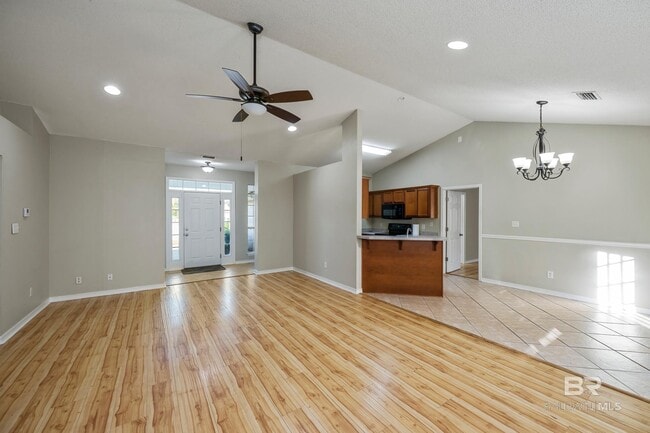 Photo - 16955 Heartland Cir