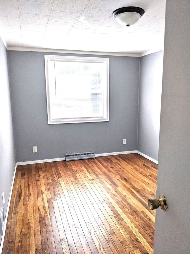 Photo - 2506-2510 Oriole Unit 2510