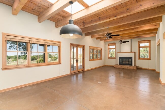Building Photo - 11 Cll Belicia Rental
