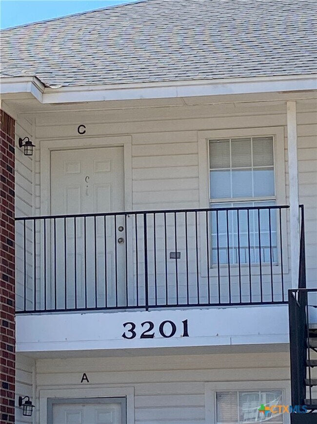 3201 Hereford Ln Unit C