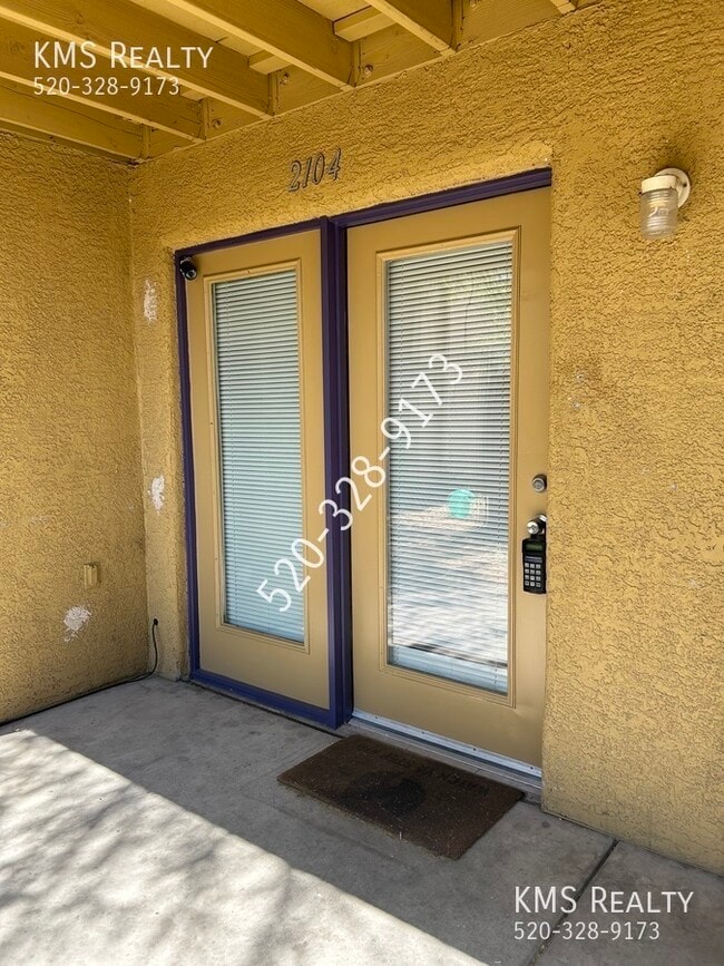 Building Photo - 5126 E Bellevue St Unit 2104