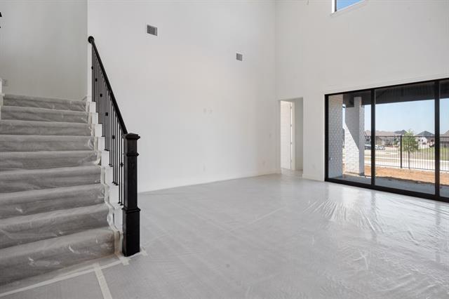 Photo - 370 Shirebrook Ln