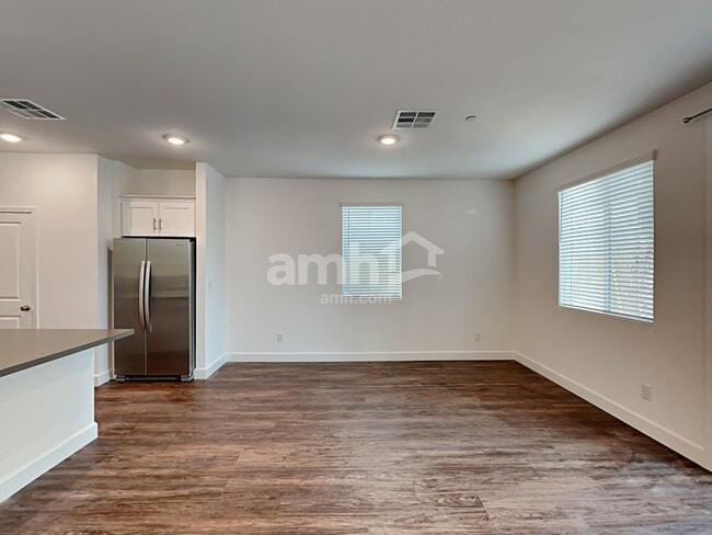 Photo - 10076 Roseum Ct