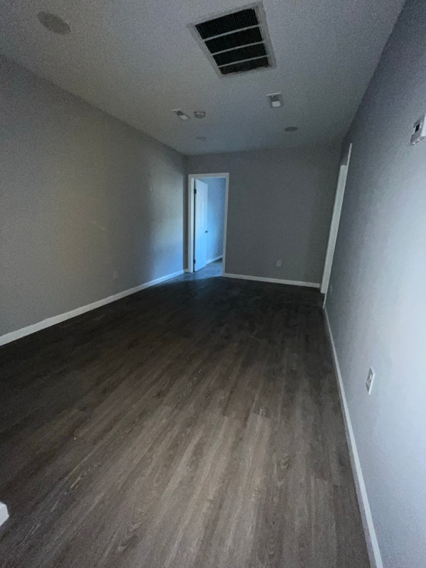 Photo - 880 S 14th St