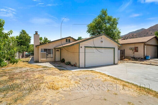 Spacious 3 Bed/2 Bath Home In Lake Elsinore! - Spacious 3 Bed/2 Bath Home In Lake Elsinore!