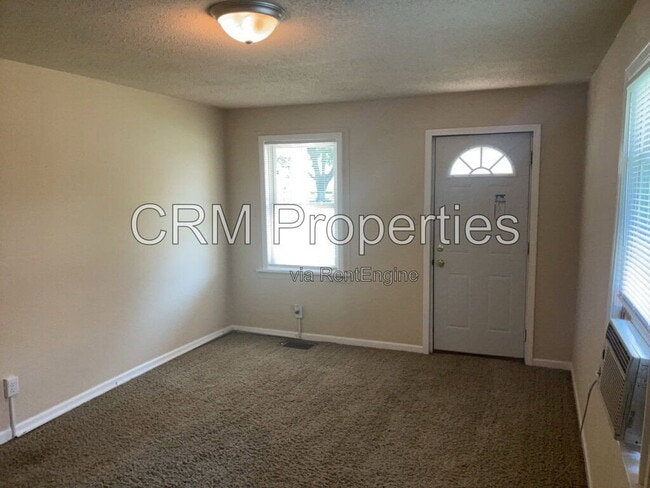 Photo - 1341 S Delphos St