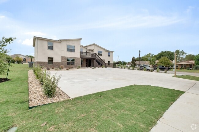 Building Photo - Stylish 3 Bed, 2 Bath Apartment in Georgetown Unit D