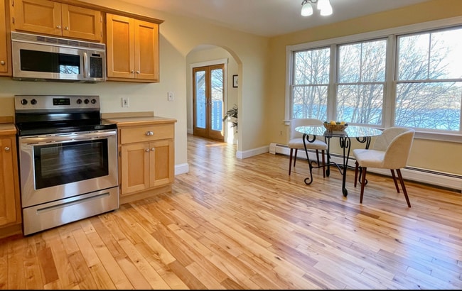 Building Photo - 147 Cleaves St Unit 2