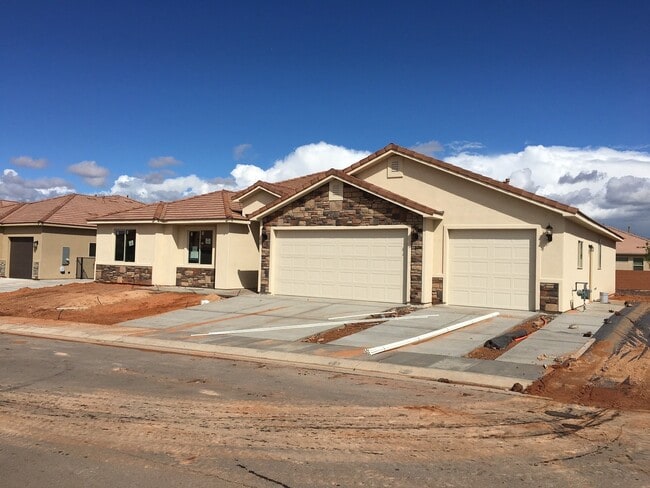 Building Photo - 2688 W 310 N