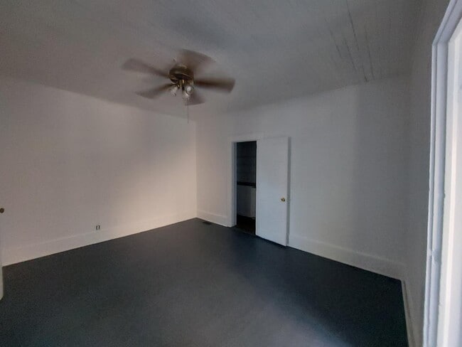 Photo - 547 Atlanta Ave SE