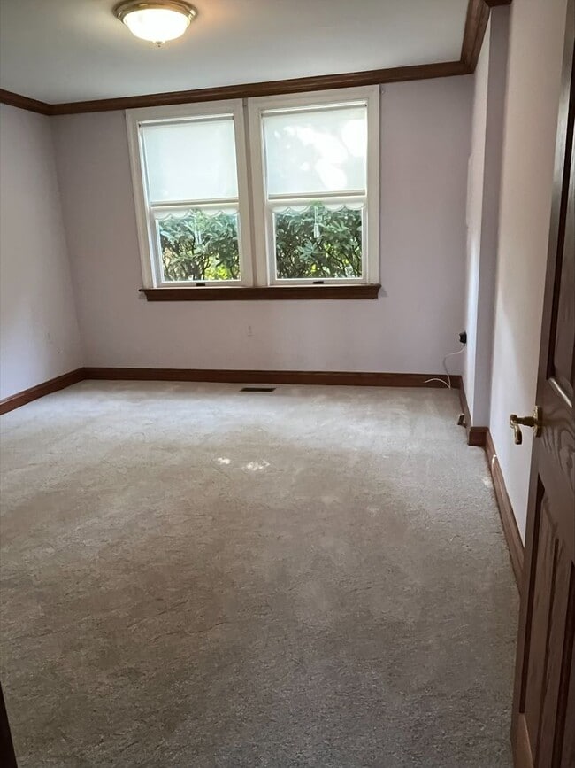 Photo - 213 Nanticoke Rd Unidad A