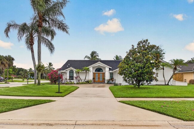 Building Photo - Frenchman’s Landing gated community Resort-Style Living: Pool Home