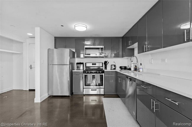 Photo - 3320 Spinnaker Ln Unit 17E