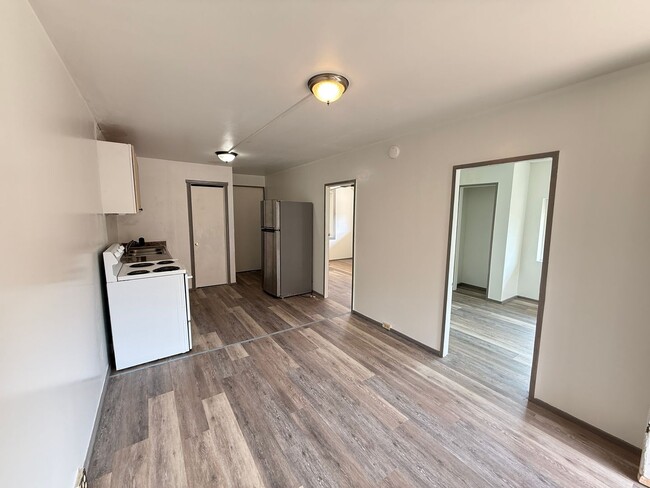 Photo - Remodeled 2 Bedroom Duplex Home