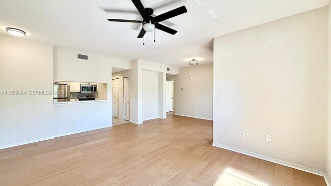 Photo - 2807 Veronia Dr Unit 202
