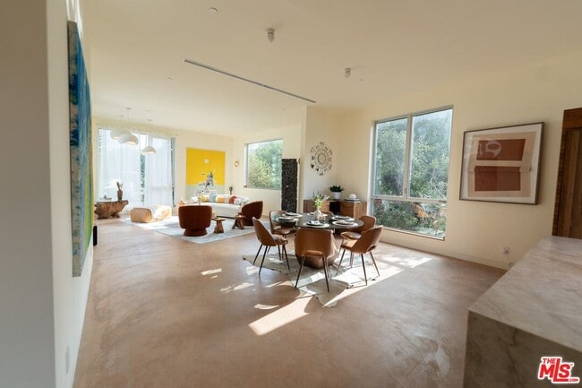 Photo - 1264 Hyperion Ave