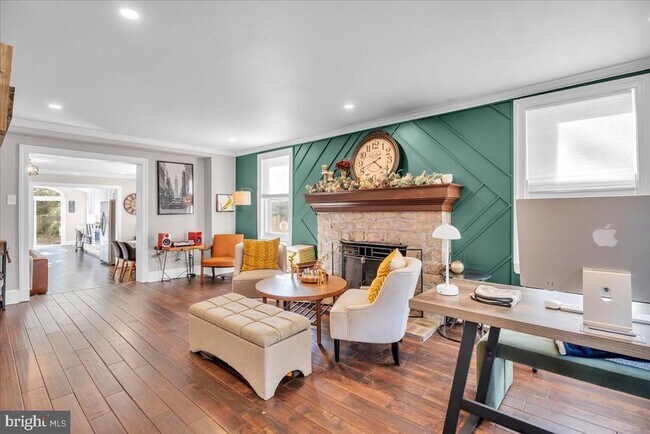 Photo - 406 Kings Hwy E