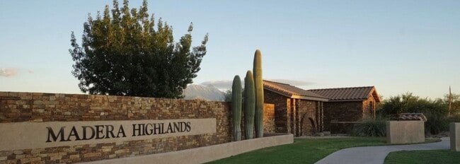 Photo - 1145 E Madera Grove Ln