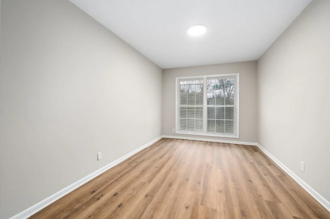 Photo - Lotus Homewood