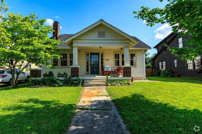 Building Photo - Lockeland Springs Bungalow for Lease, Bloc... Rental