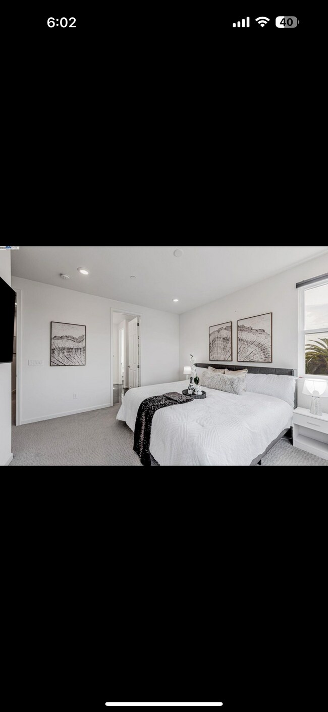 Photo - 403 Industrial Pky