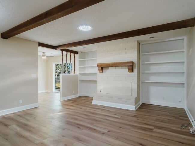 Photo - 1319 W Forest Dr