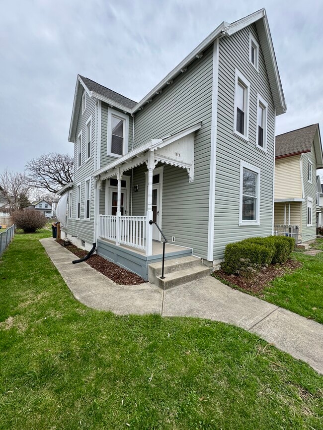 Photo - 121 Chicago Ave