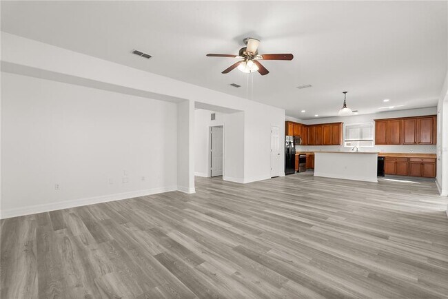 Photo - 1073 Berkeley Dr