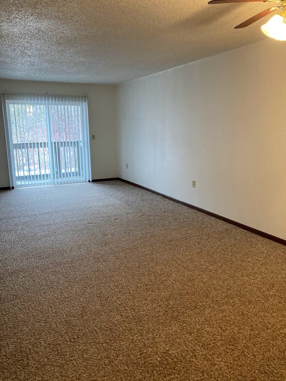 Photo - 803 Roundhouse Addition Unidad 107