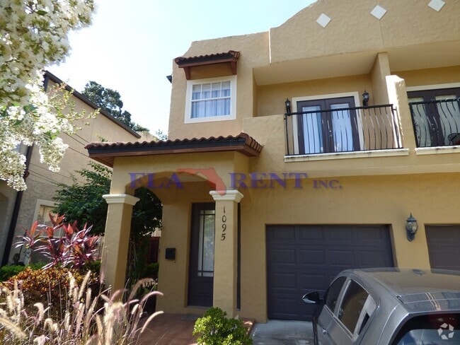 Building Photo - *** 3/2.5  with 1 car garage/ Townhouse Th...