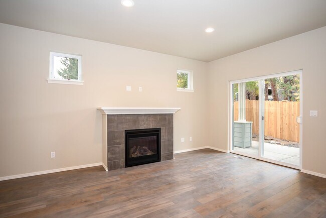 Photo - End-Unit Townhome in Desirable Midtown Neighborhood