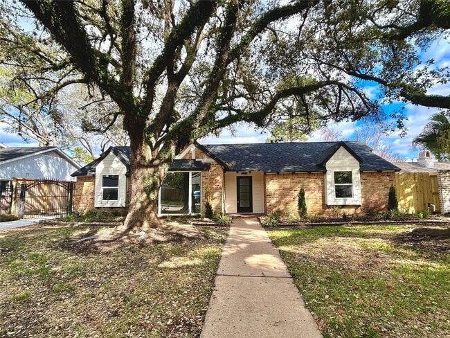2511 Briarpark Dr