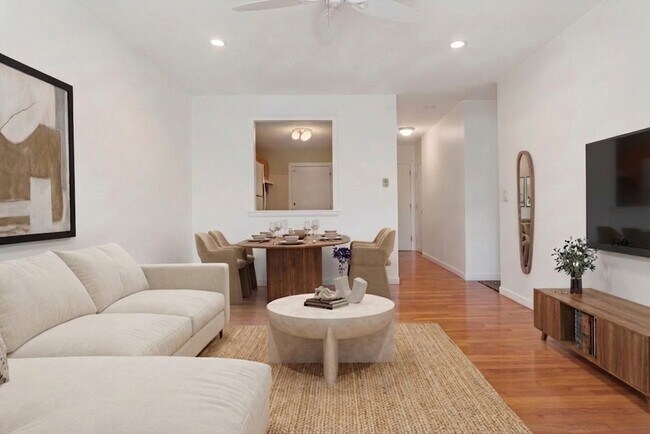 Photo - 22 Branchfield St Unit D1