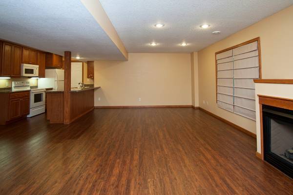 Building Photo - 202 Northbrook Ct Unit 1